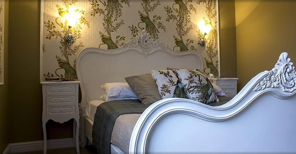 The Falcon Hotel Farnborough  Room photo